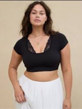 aerie super chill Lace-Trim Cap Sleeve bra top Crop Top Black